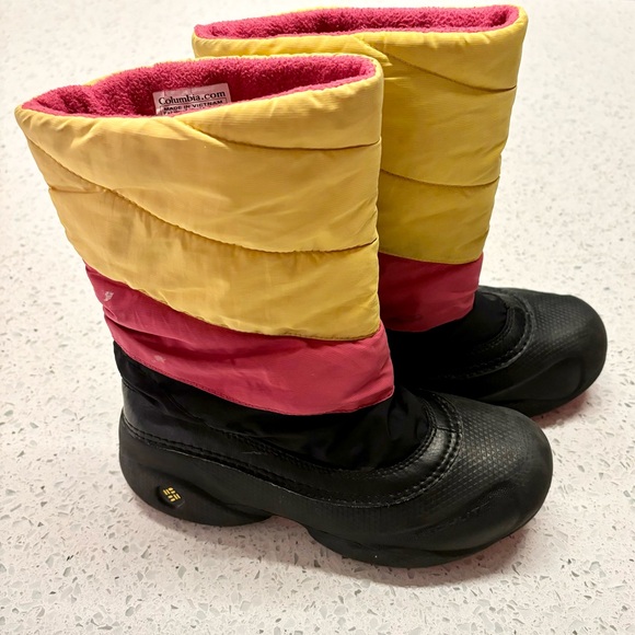 Columbia girls snow boots - size 3 - pink, yellow, black - used good condition - Picture 4 of 13